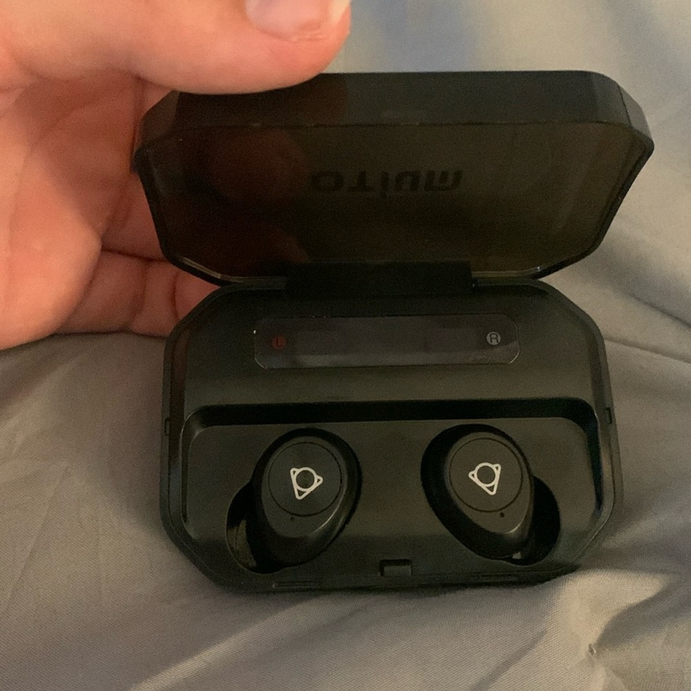 Ear buds